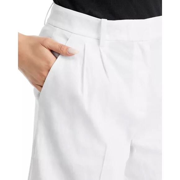 Theory Pleated Shorts Size 2 - Picture 4 of 8